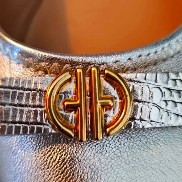 Cole Haan Women's Light Gold Flats - Picture 6 of 16